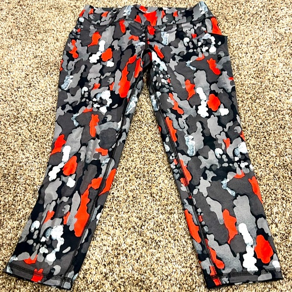 3/4 length workout pants - Picture 1 of 2